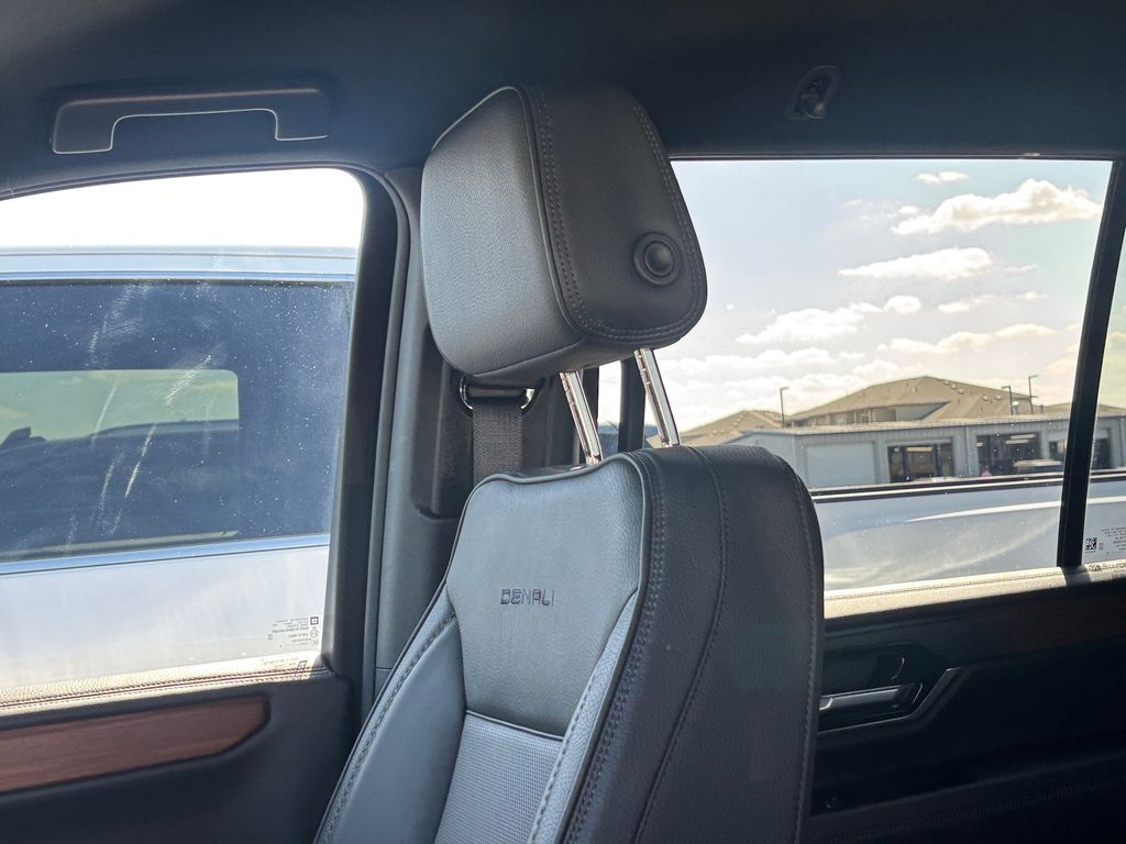 Used Car 2025 Gmc Yukon  Denali For Sale Under $80,000 In Austin, Texas