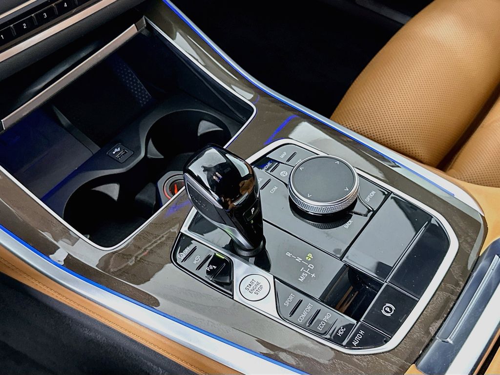 Thumbnail: 2023 BMW X5 - 17