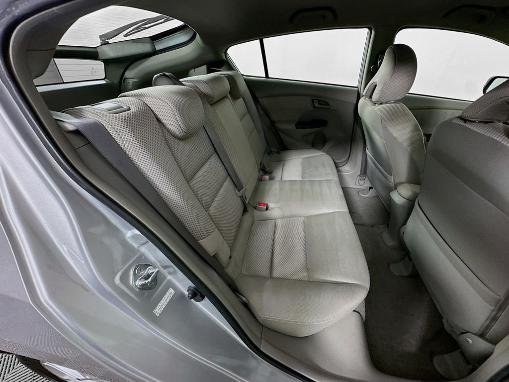 Thumbnail: 2010 Honda Insight - 24