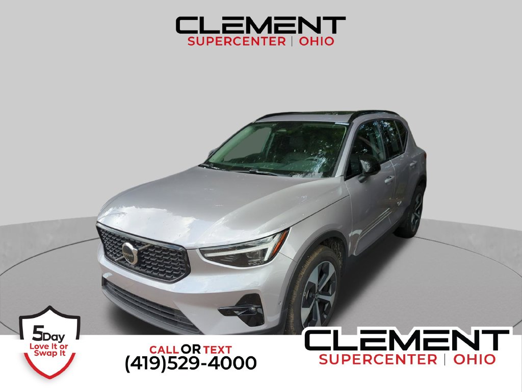 2026 Volvo XC40 B5 Plus