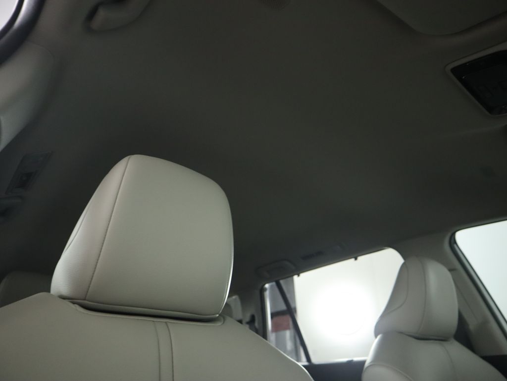 Thumbnail: 2024 Toyota Grand Highlander - 18