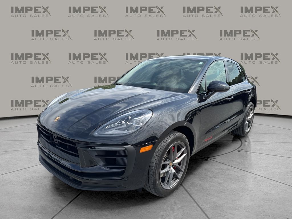 2023 Porsche Macan S's photo