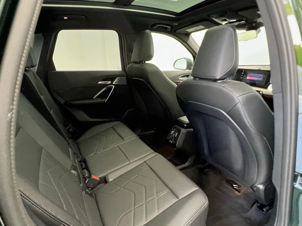 Thumbnail: 2025 BMW X1 - 8