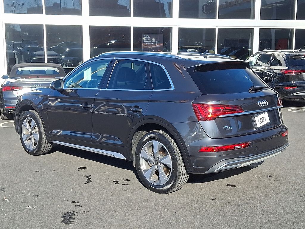 Thumbnail: 2023 Audi Q5 - 6