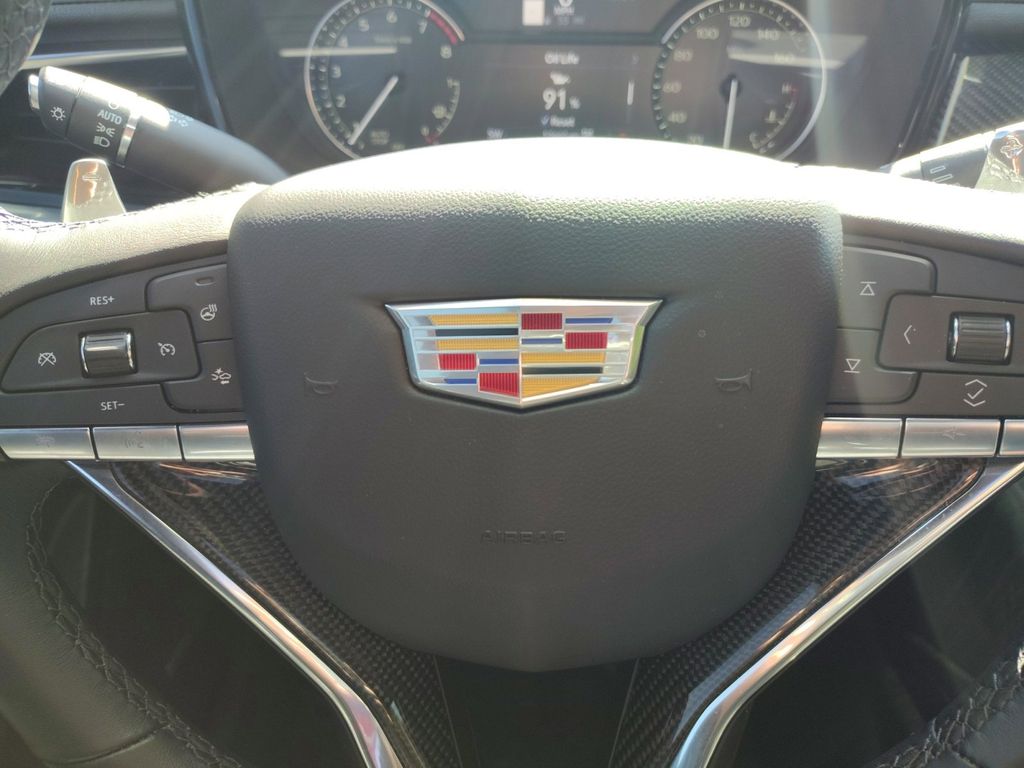 2023 Cadillac XT6 Sport 19