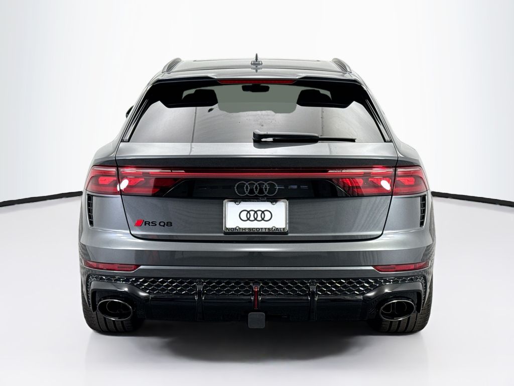 Thumbnail: 2026 Audi RS Q8 - 6