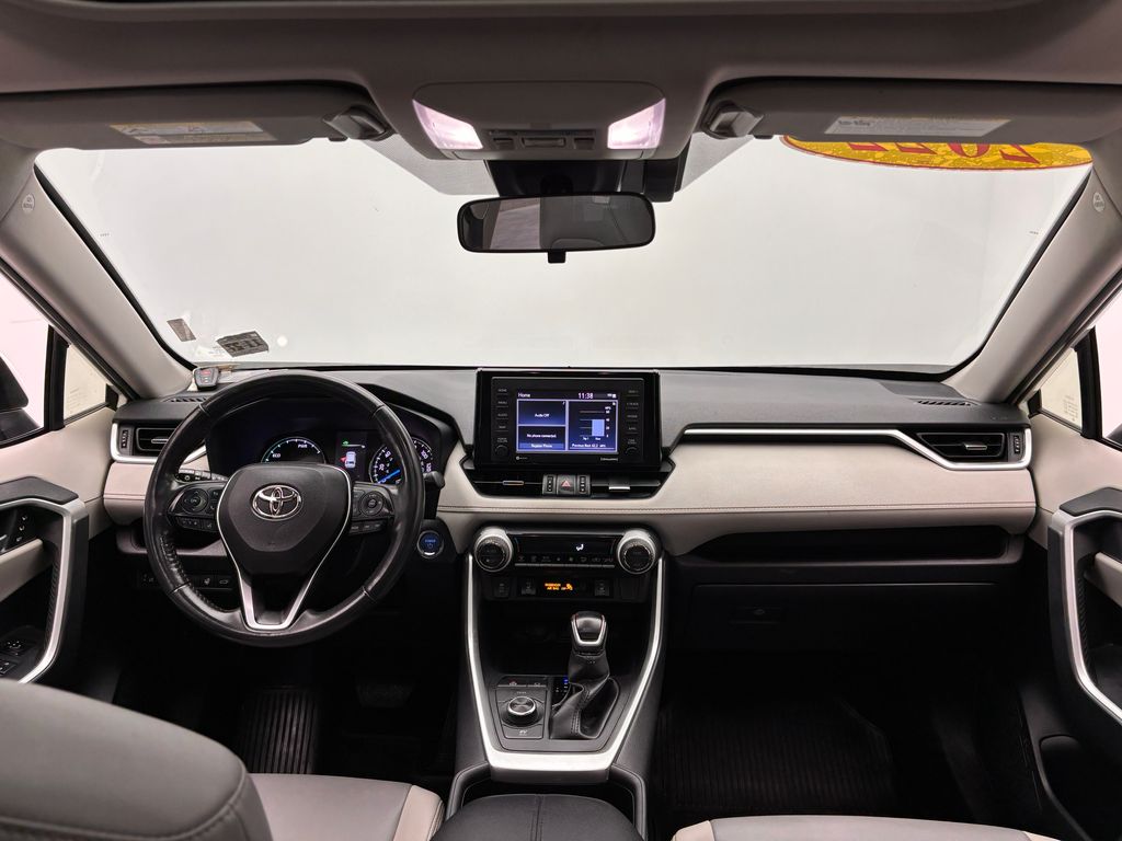 Thumbnail: 2022 Toyota RAV4 - 32