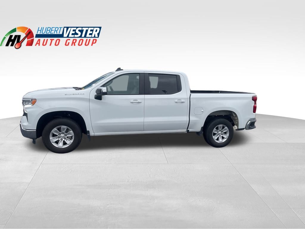 2025 Chevrolet Silverado 1500 LT's photo