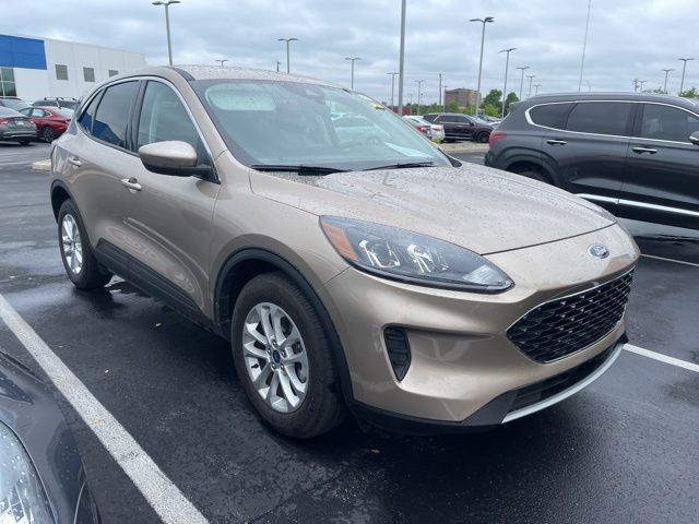 2021 Ford Escape SE 2