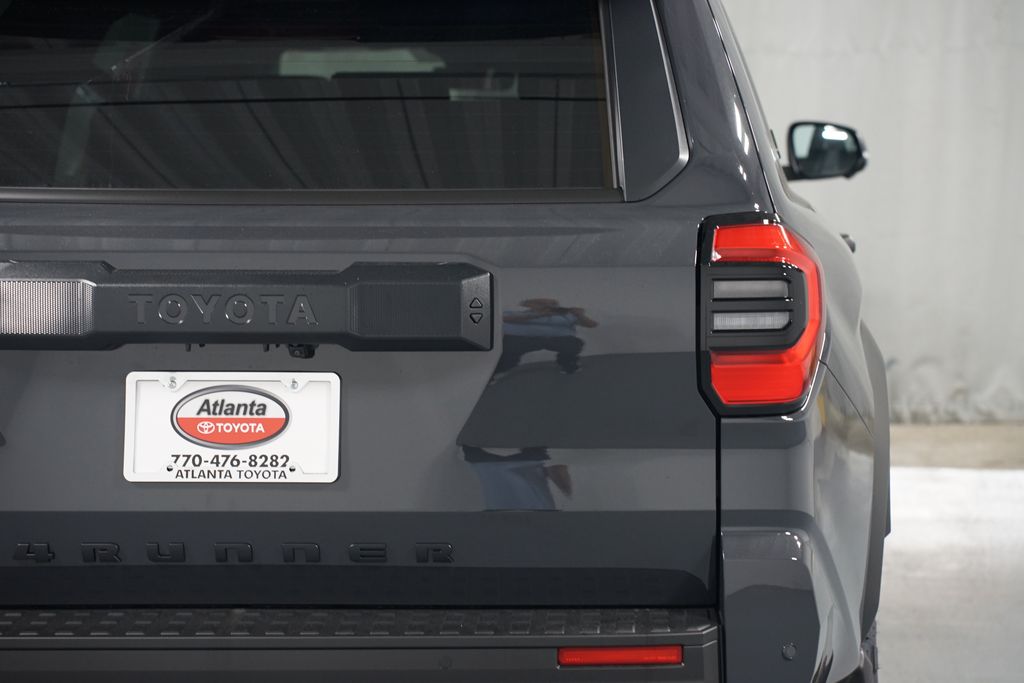 Thumbnail: 2025 Toyota 4Runner - 10