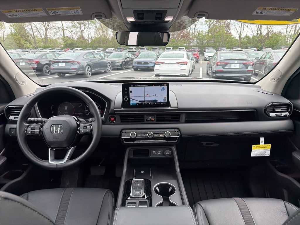 Thumbnail: 2025 Honda Pilot - 12