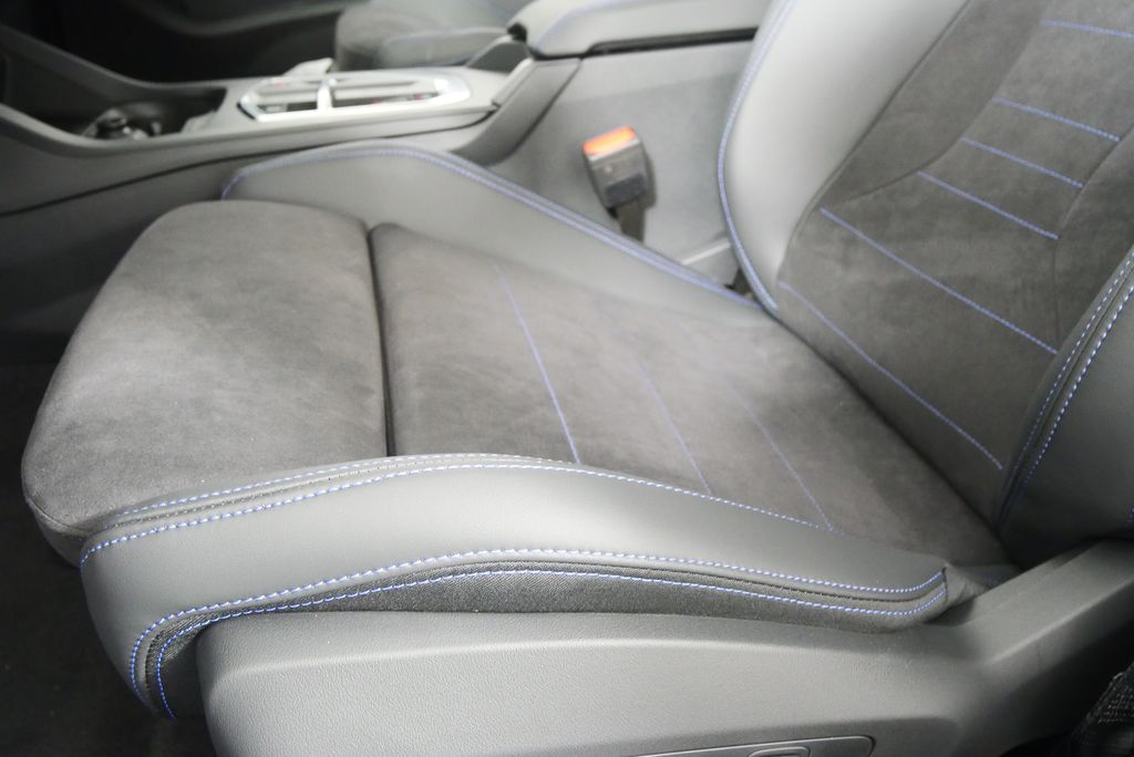 Thumbnail: 2026 BMW 2 Series - 10