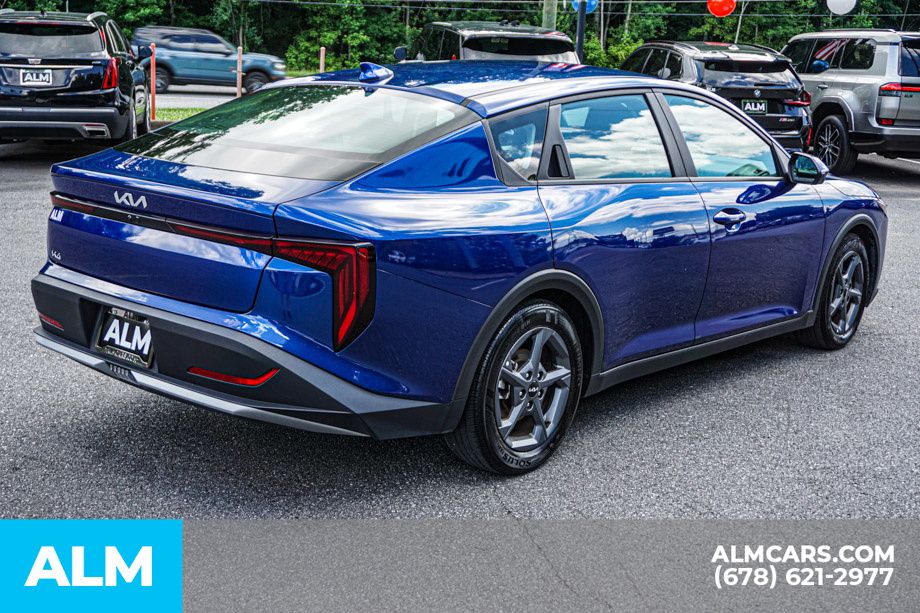 Used 2025 Blue Kia LXS image 6