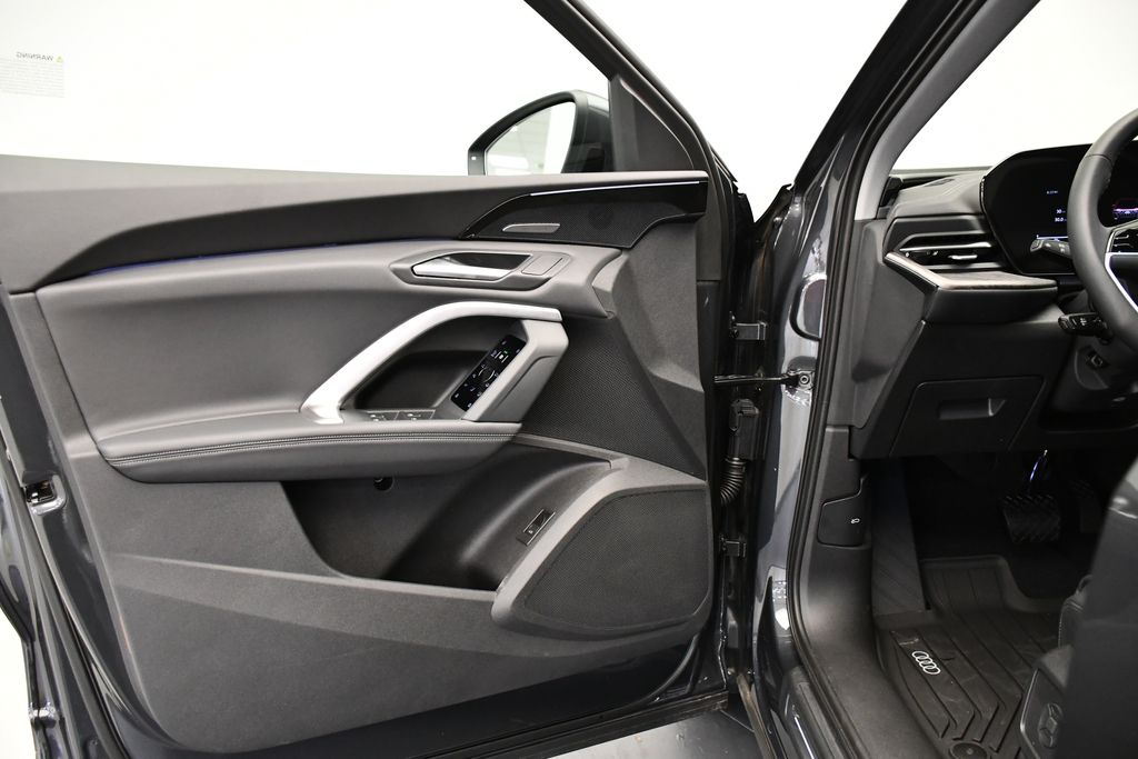 2025 Audi Q5 Premium 30