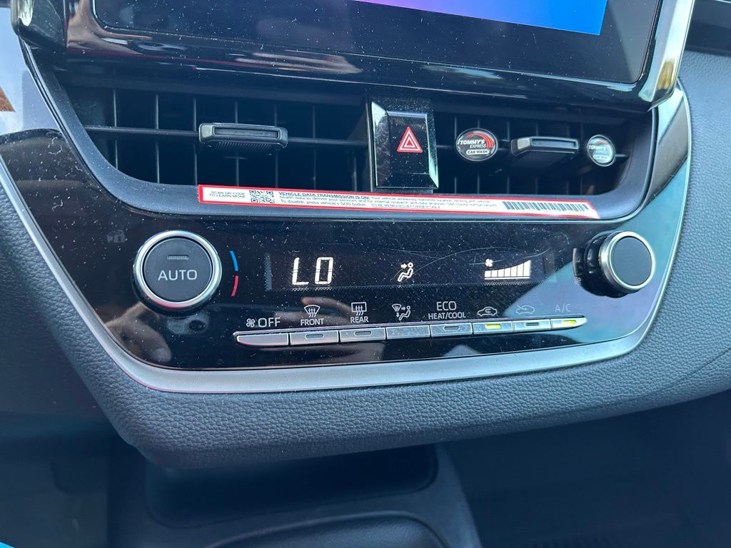 Thumbnail: 2025 Toyota Corolla - 25