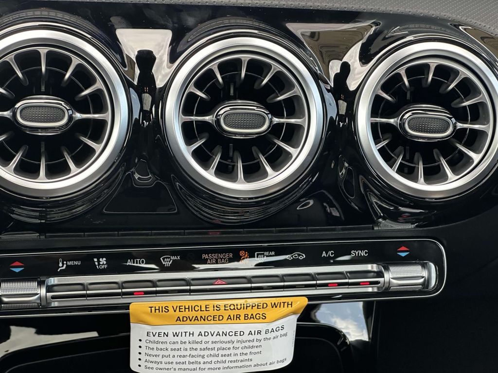 2025 Mercedes-Benz CLA 250 19