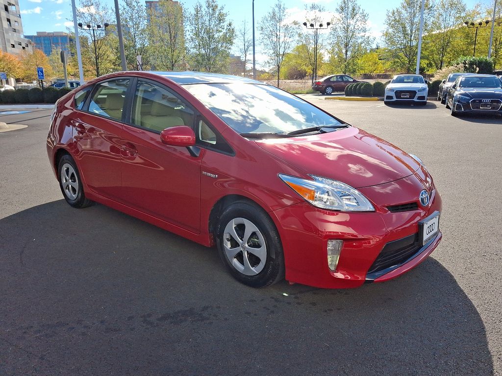 2015 Toyota Prius One 3