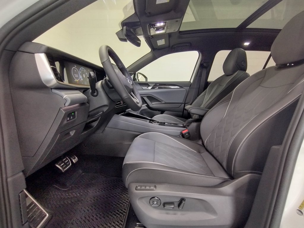 2026 Volkswagen Tiguan SEL R-Line Turbo