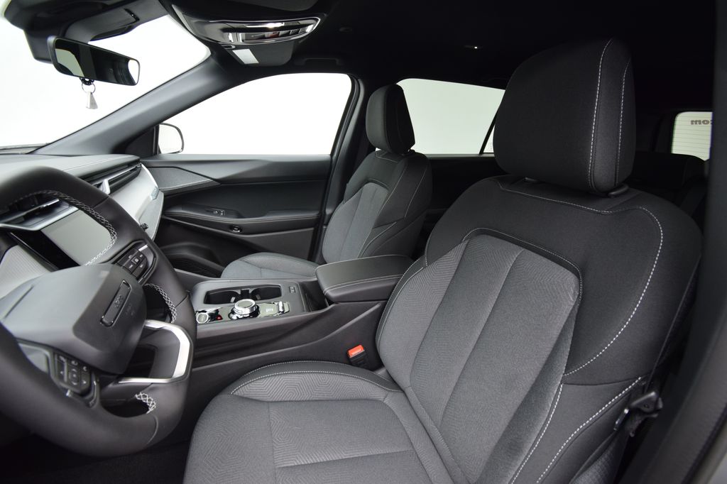 new 2026 Jeep Cherokee car, priced at $33,284