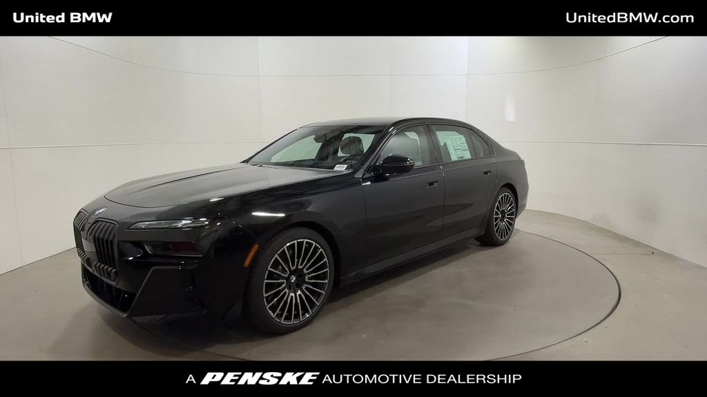 Thumbnail: 2025 BMW 7 Series - 4