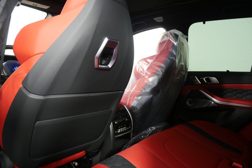 2026 BMW X5 M Competition 18