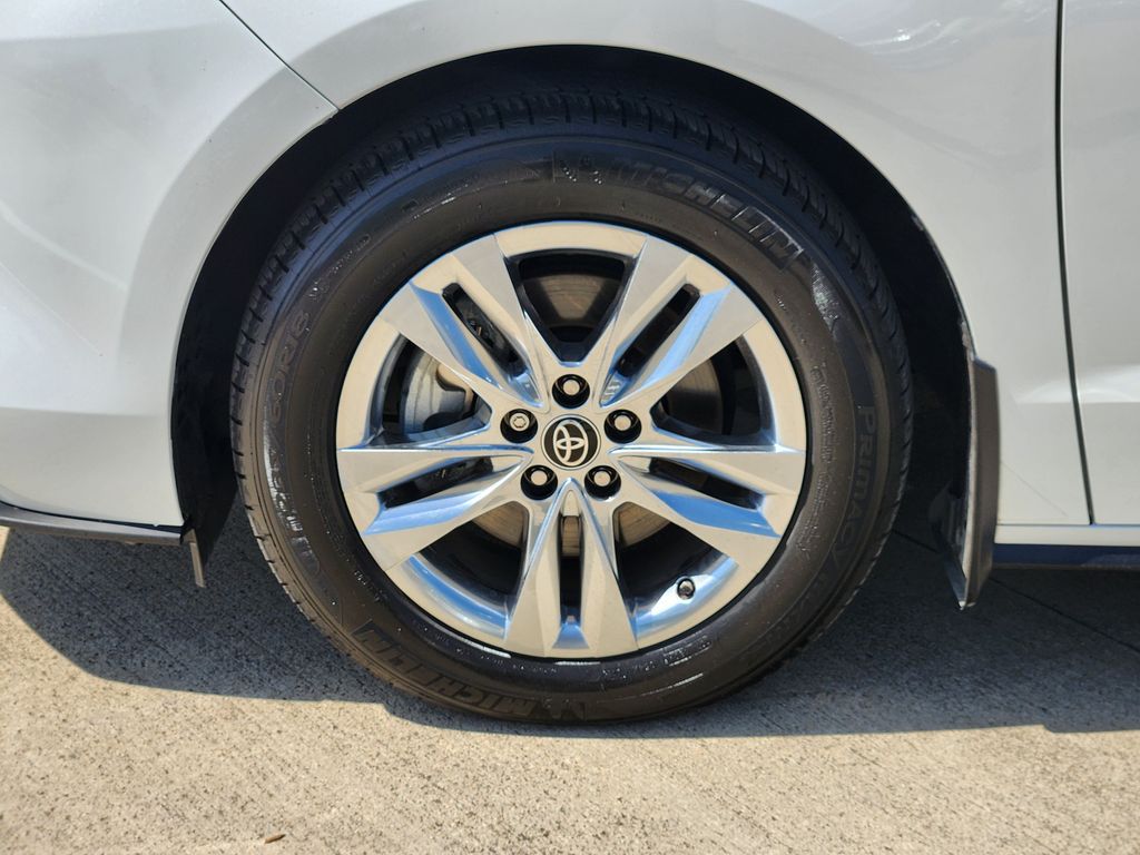 2022 Toyota Sienna Limited Beige at Community Toyota