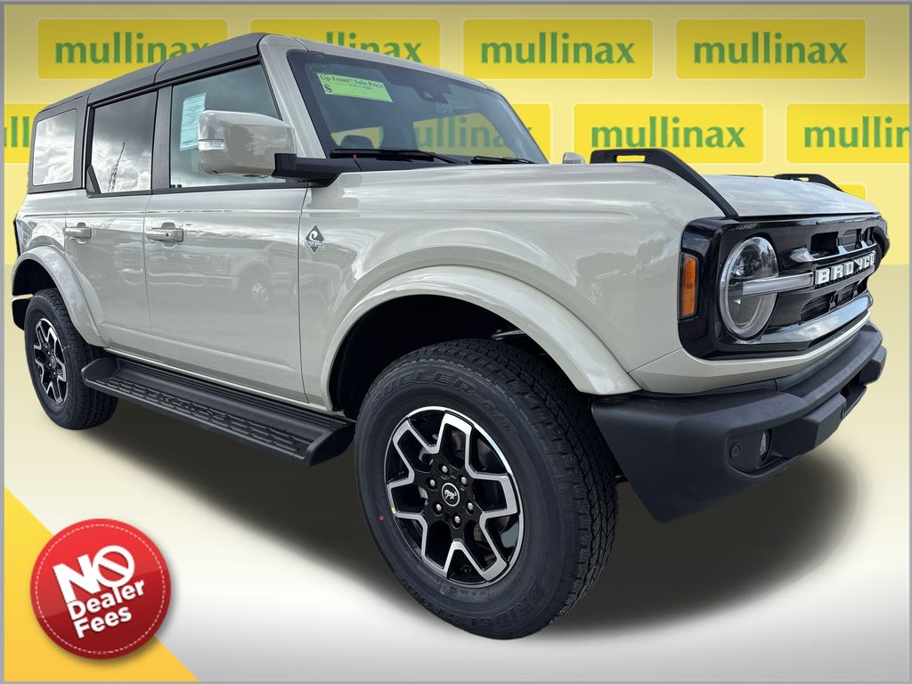 2025 Ford Bronco 4-Door Outer Banks's photo