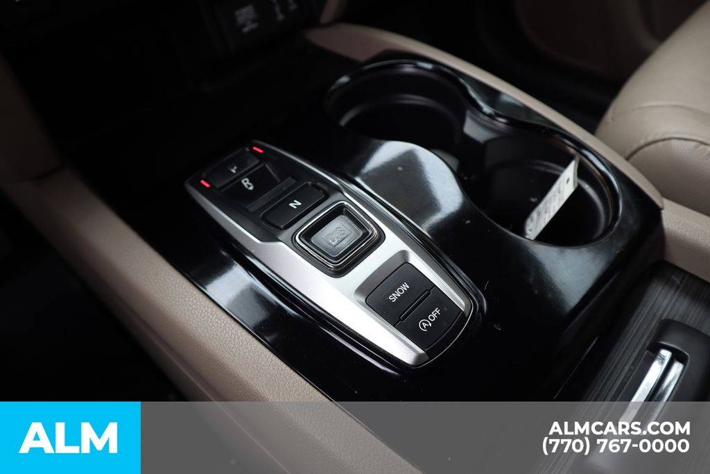 Used 2018  Honda Touring image 33