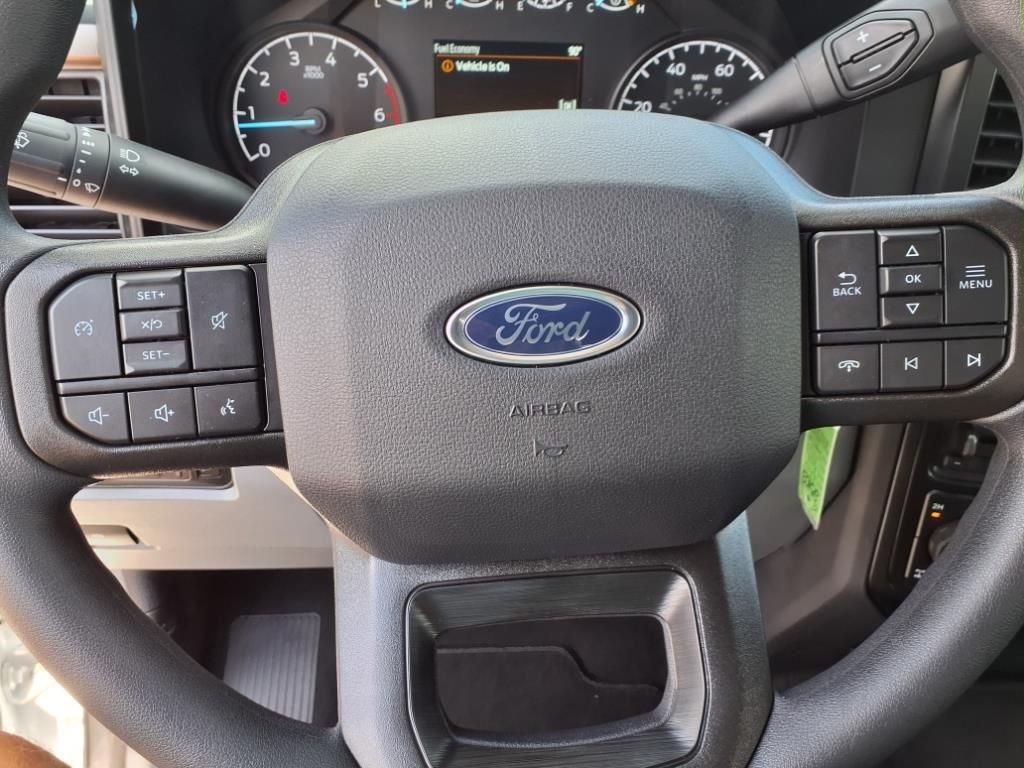 New 2025 White Ford XLT image 20