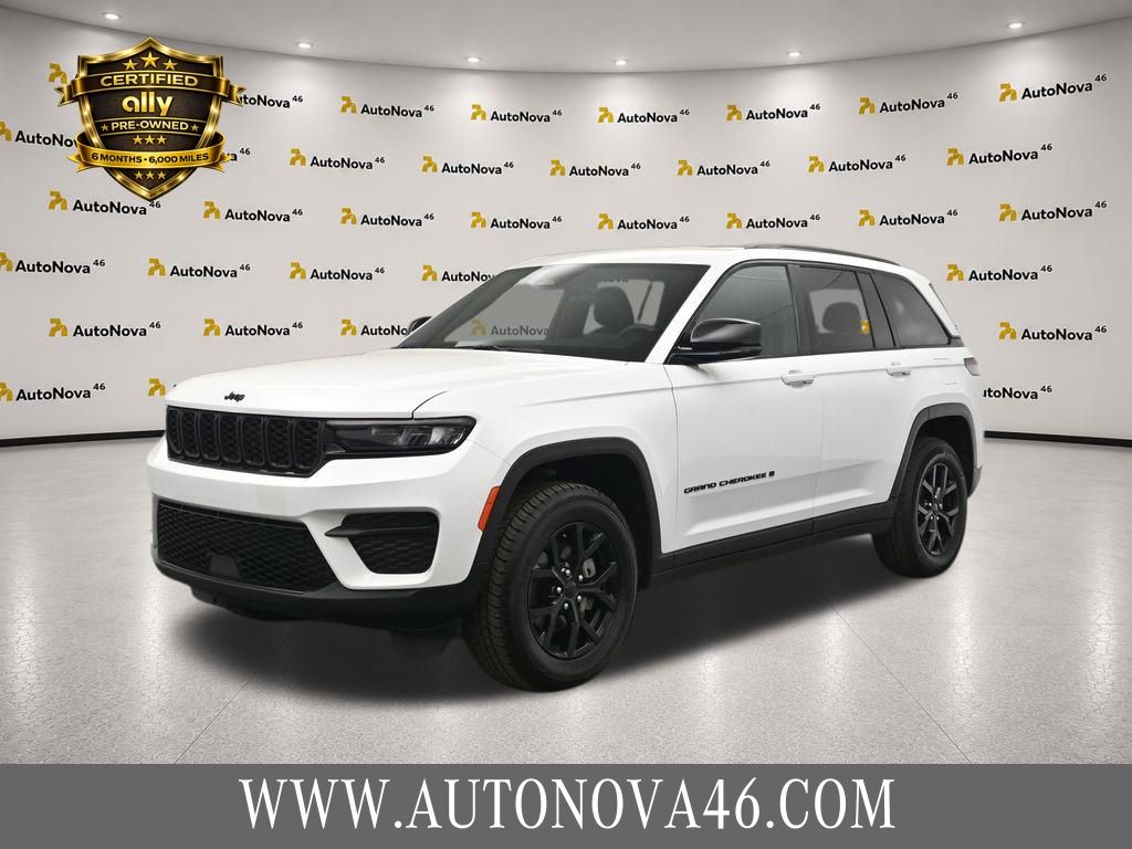 Bright White Clearcoat 2025 Jeep Grand Cherokee SUV / Crossover Four-Wheel Drive 8-Speed Automatic