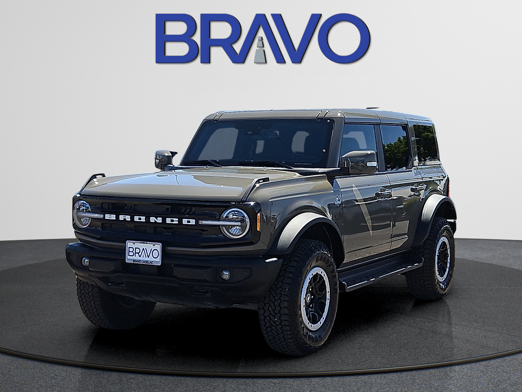 Gray 2025 Ford Bronco Outer Banks 4-Door 4WD SUV / Crossover Four-Wheel Drive Automatic