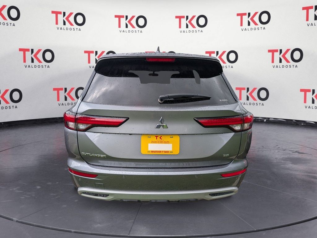 Used 2023 Mitsubishi Outlander SUV