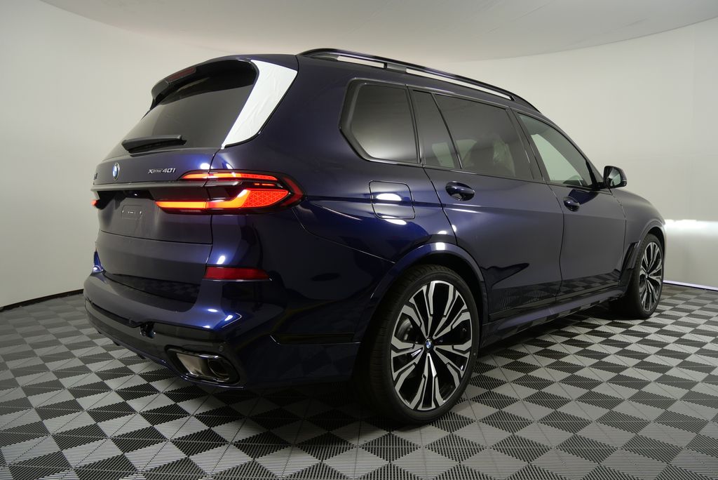 2026 BMW X7 xDrive40i 3