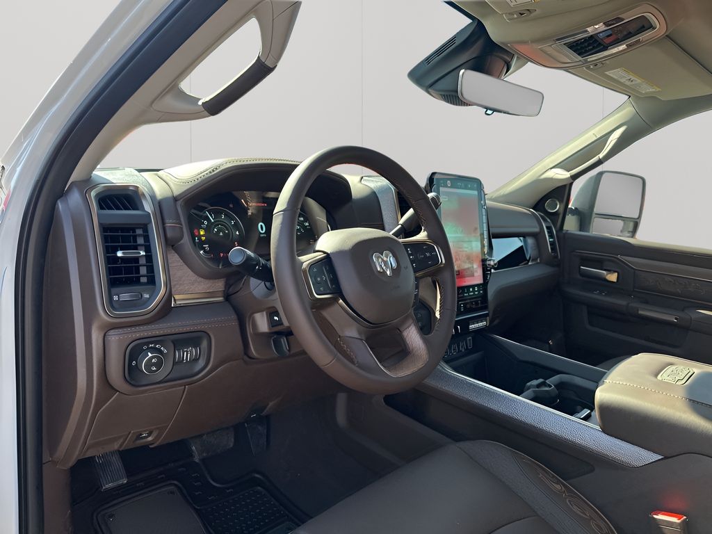 New 2026 White Ram Limited image 27