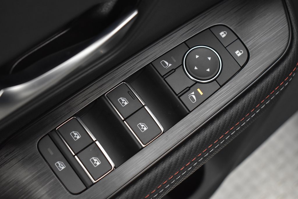 Thumbnail: 2026 Nissan Kicks - 10