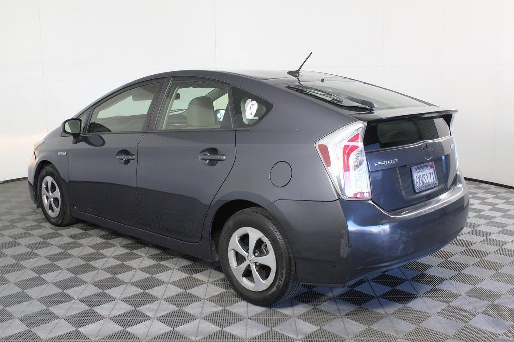 Thumbnail: 2012 Toyota Prius - 4