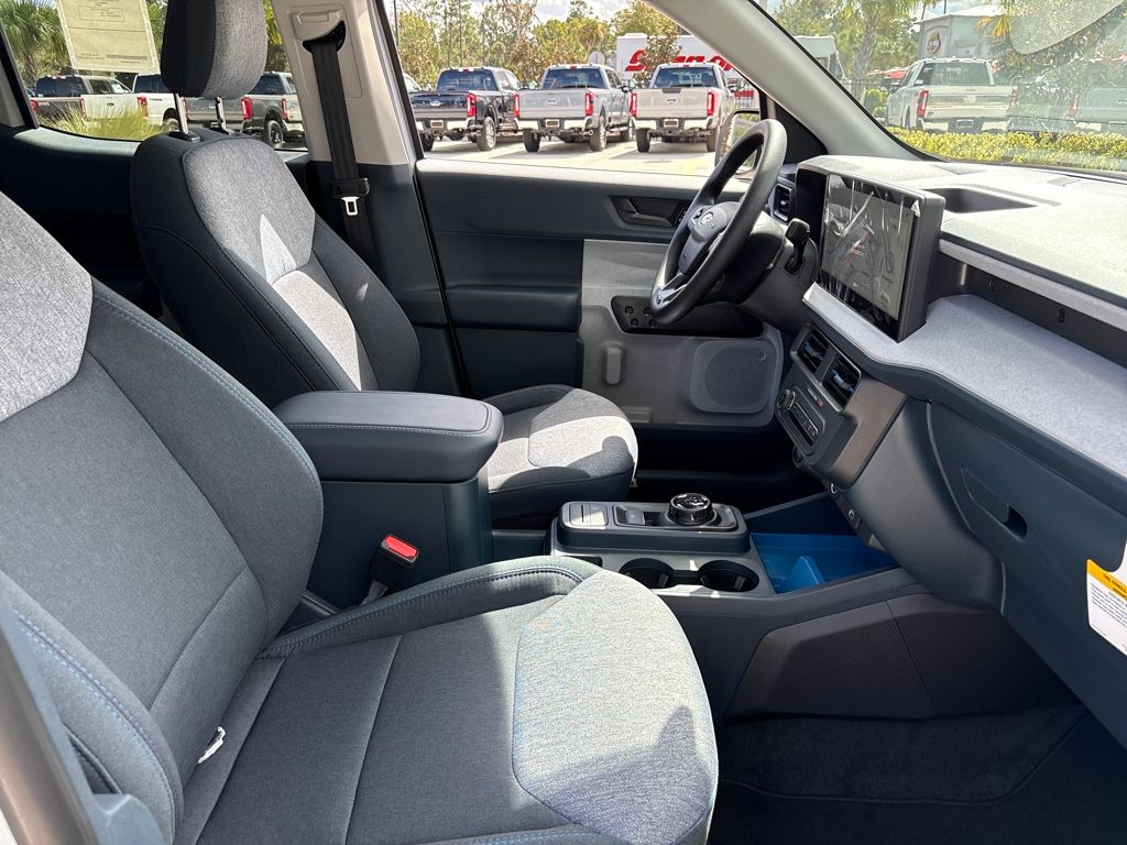 New 2025 White Ford XLT image 26