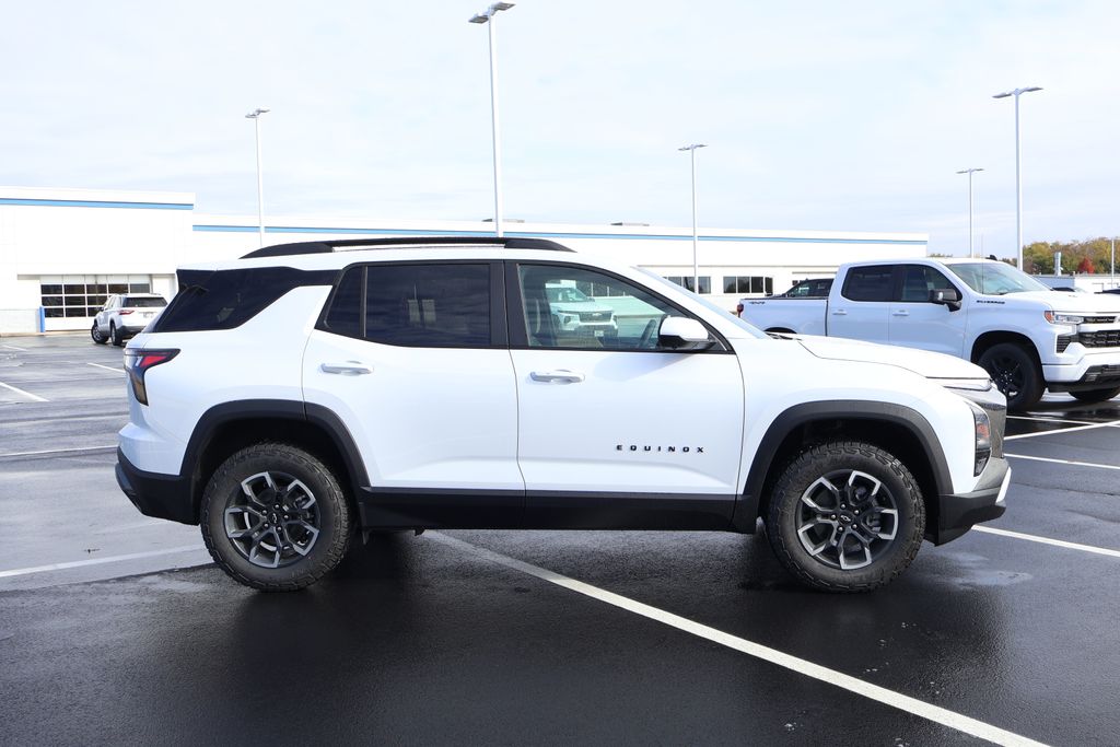 Thumbnail: 2026 Chevrolet Equinox - 9