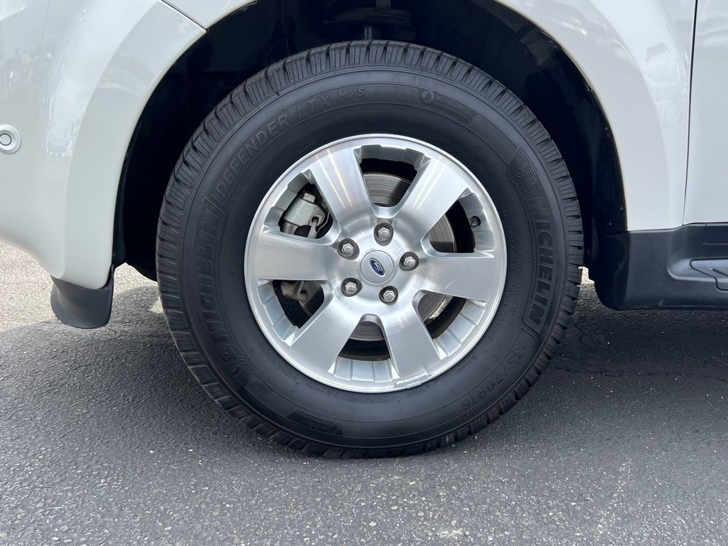 Thumbnail: 2012 Ford Escape - 6