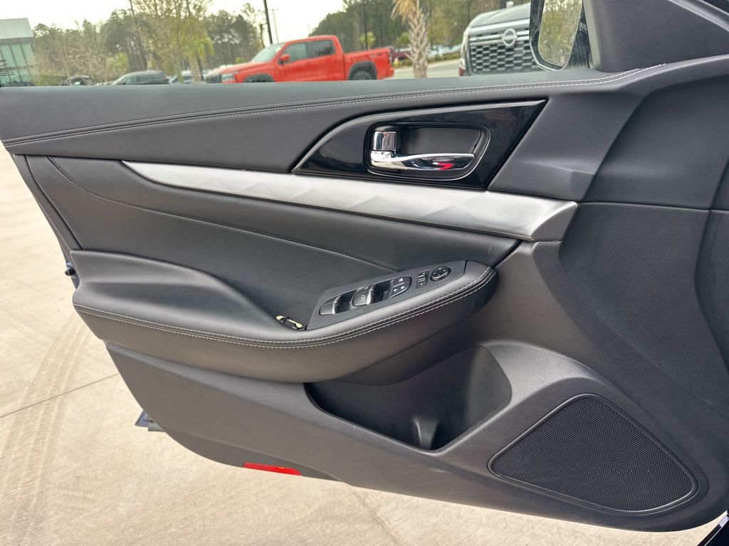 2023 Deep Blue Pearl Nissan Maxima SV FWD Sedan