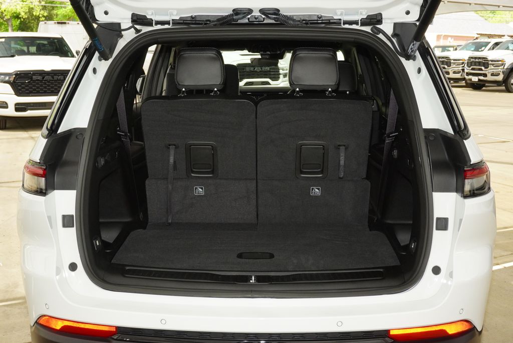 Used Car 2025 Jeep Grand Cherokee L  Altitude X For Sale Under $40,000 In Weatherford, Texas