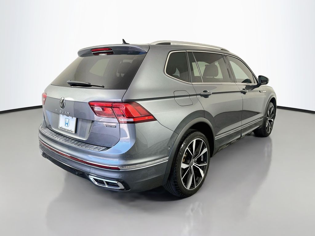 Thumbnail: 2022 Volkswagen Tiguan - 5