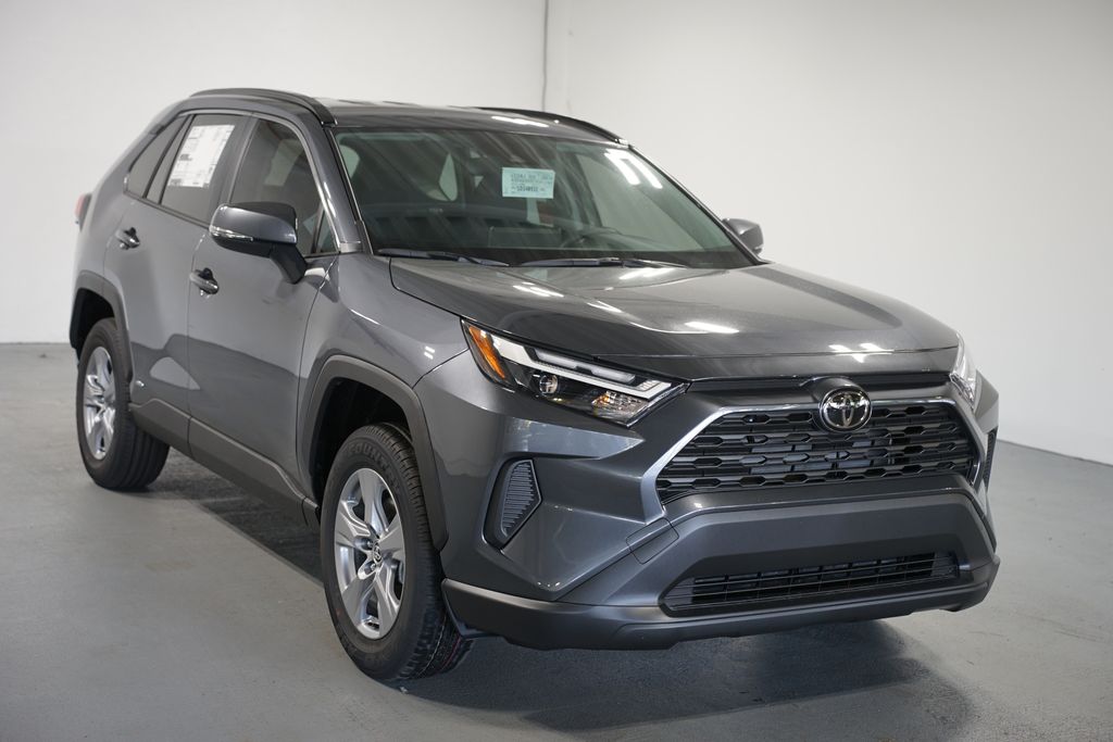 Thumbnail: 2025 Toyota RAV4 - 3