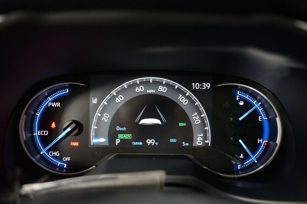 Thumbnail: 2025 Toyota RAV4 - 15