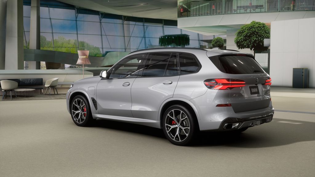 Thumbnail: 2026 BMW X5 - 27