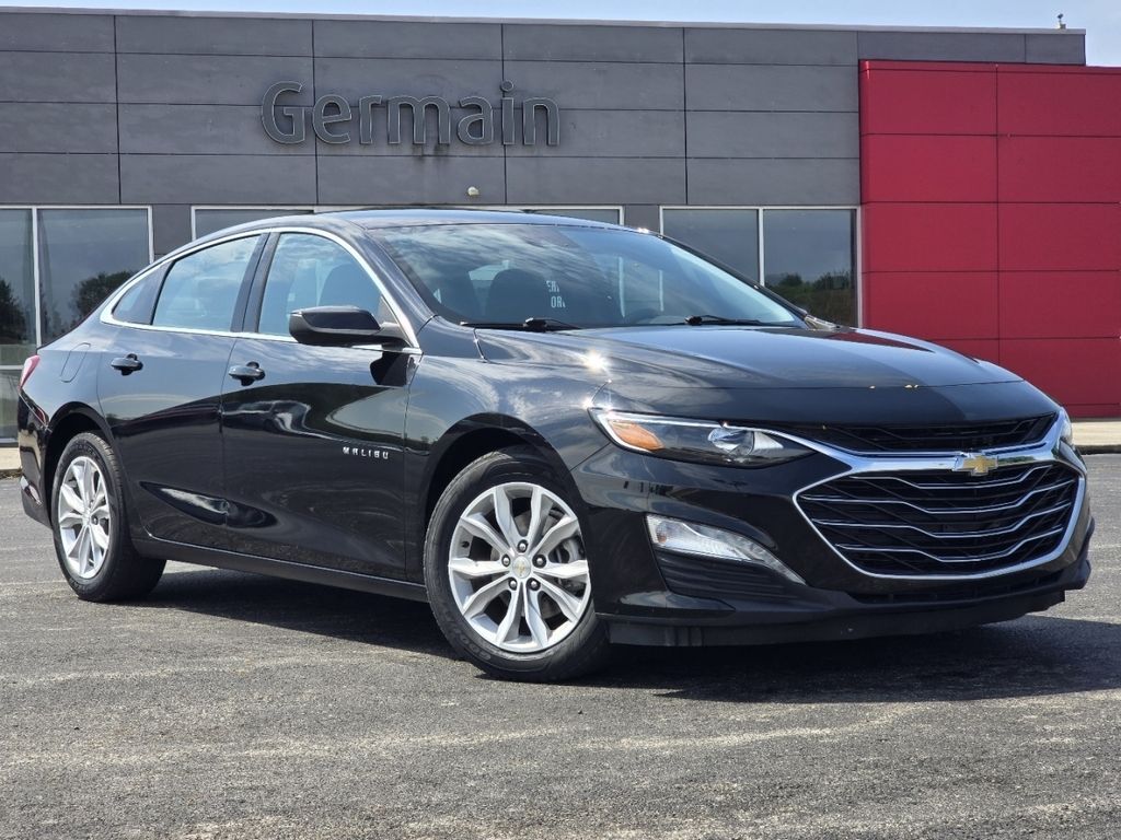 Used 2022 Black Chevrolet LT image 2