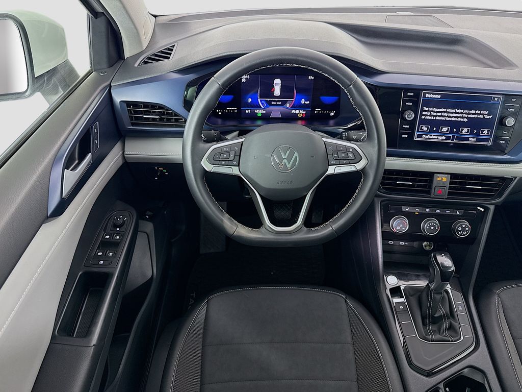 Thumbnail: 2023 Volkswagen Taos - 10
