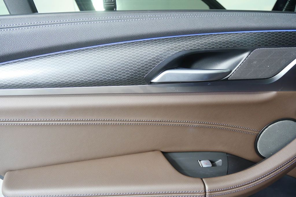 Thumbnail: 2023 BMW X3 - 14
