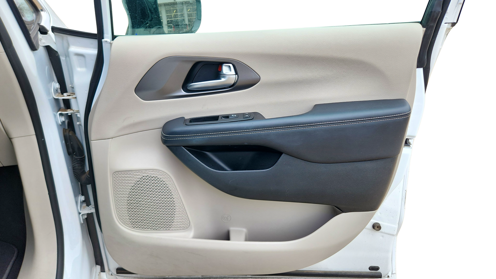 2024 Chrysler Pacifica Hybrid