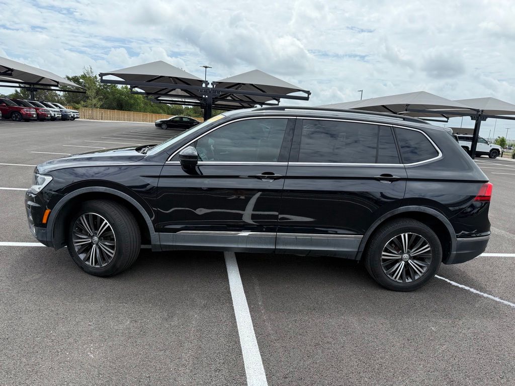 Thumbnail: 2018 Volkswagen Tiguan - 8